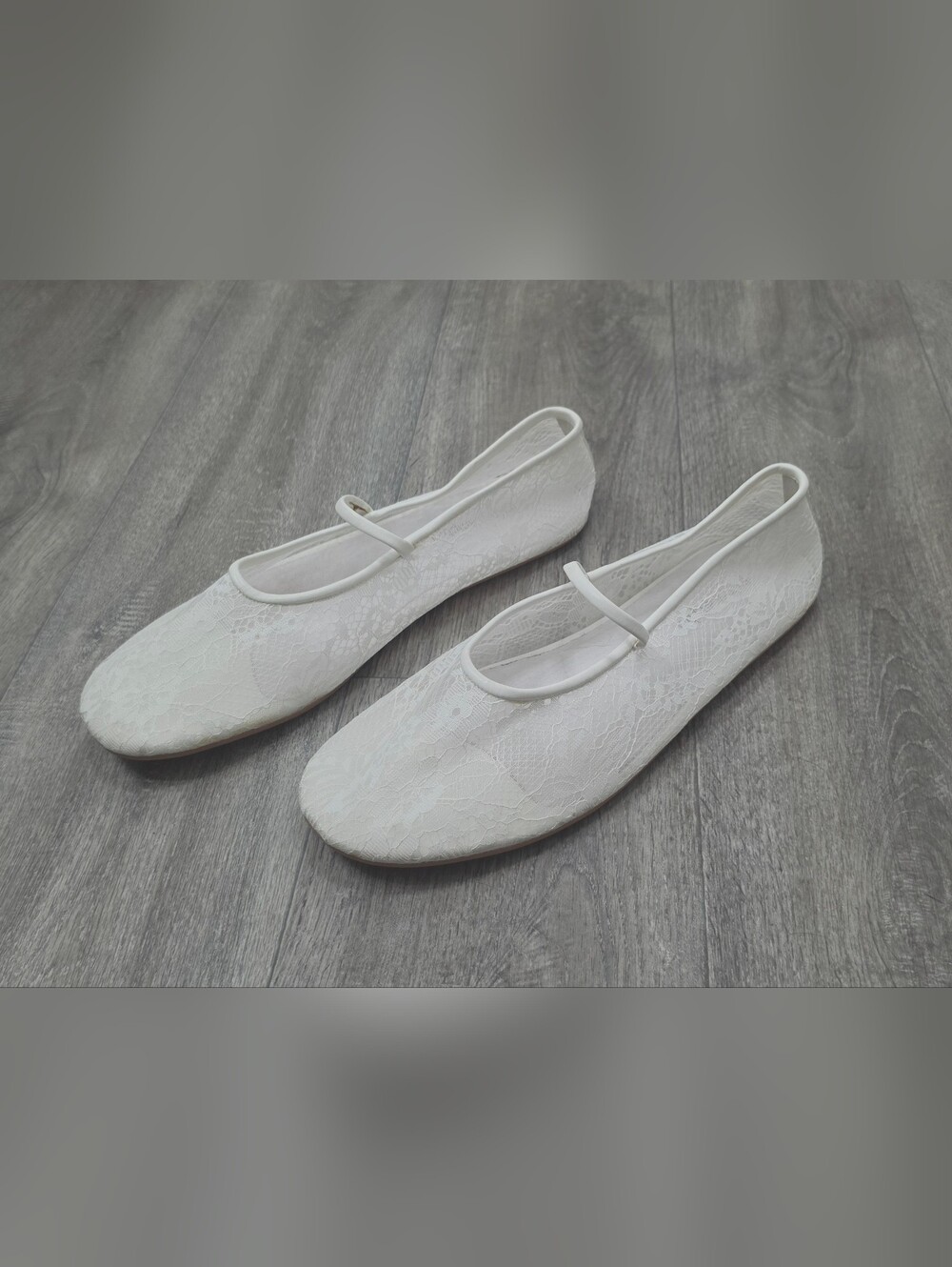 JEFFREY CAMPBELL Swan-Lake Lace Ballet Flats-Size 8.5